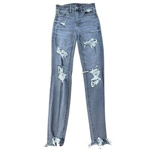 American Eagle Grey Distressed Super High Rise Jeggings.  Size 000